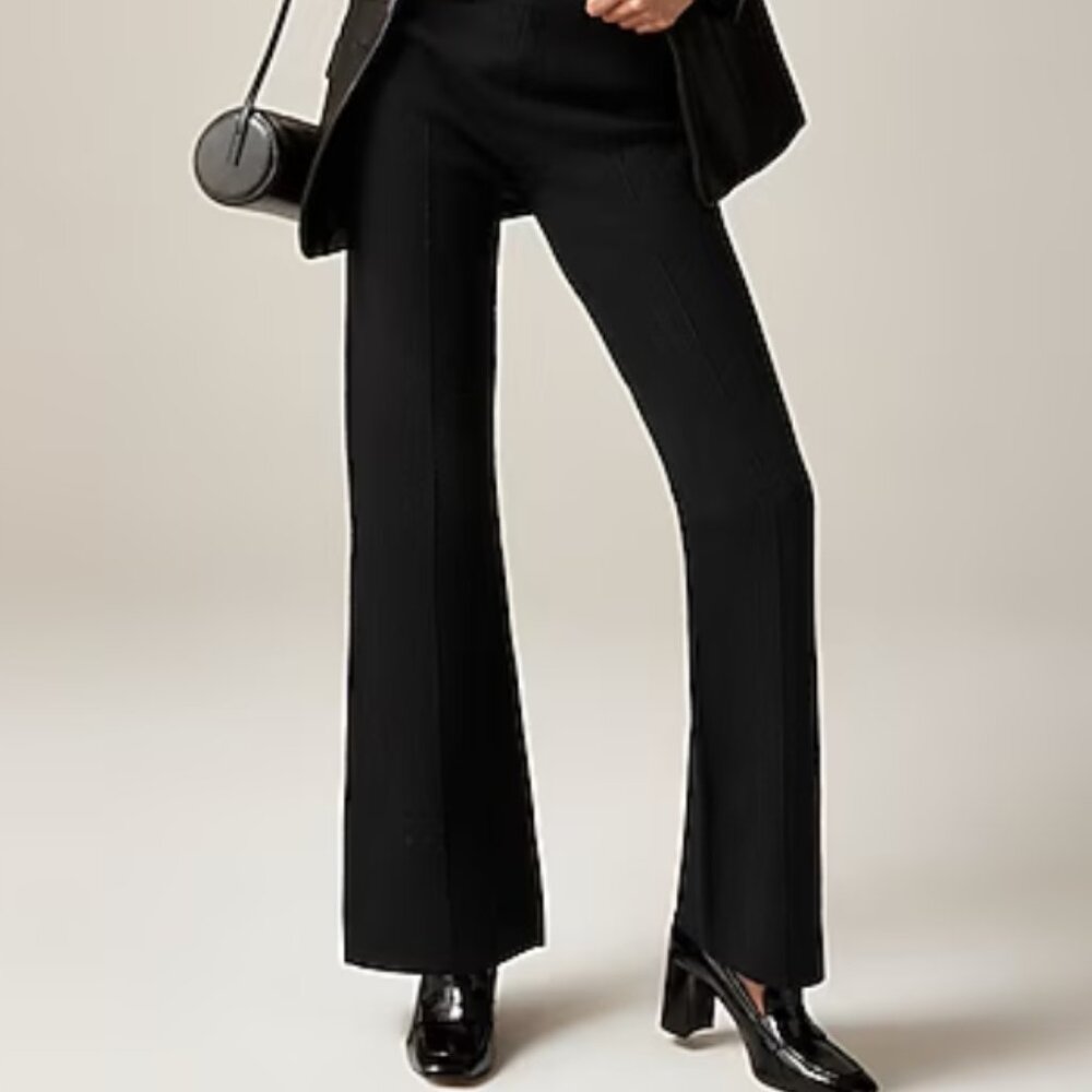 Slim flare sweater-pant